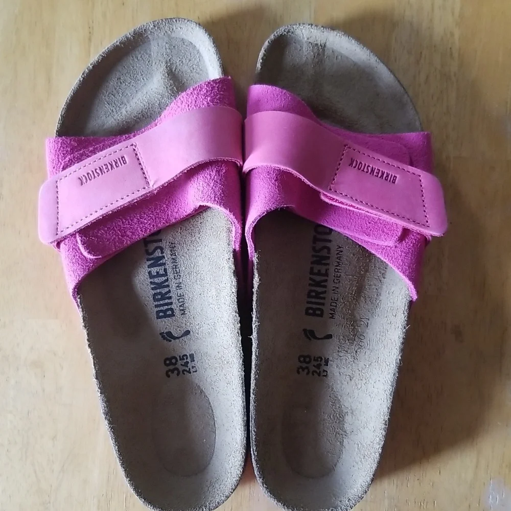 Birkenstock Oita Slide Sandal in Fuchsia - Picture 4 of 12
